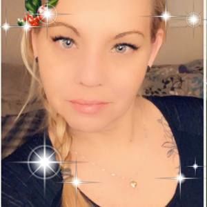 Meet your Posher, Marie-claude